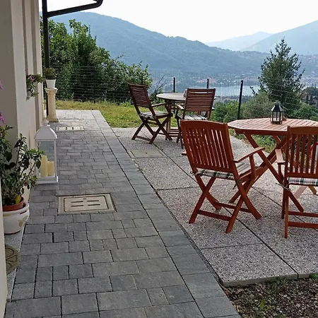 住宿加早餐酒店 La Dimora Dei Due Laghi 卡洛泽科泰
