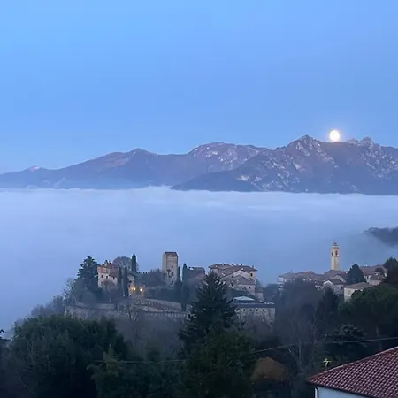 La Dimora Dei Due Laghi Bed & Breakfast