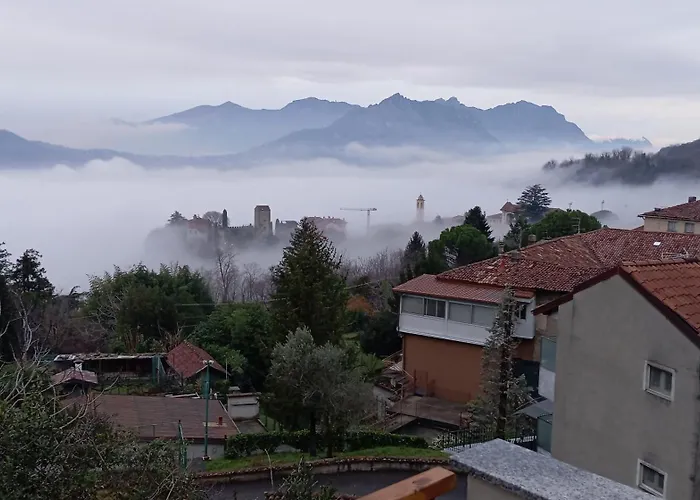 La Dimora Dei Due Laghi Bed & Breakfast