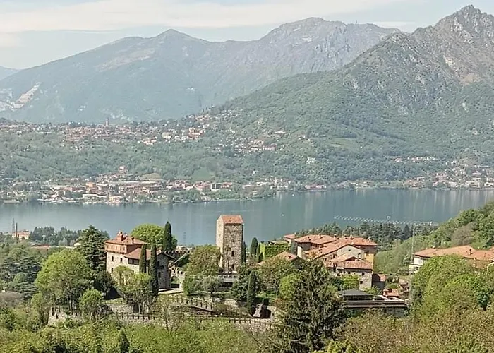 La Dimora Dei Due Laghi Bed & Breakfast 3*